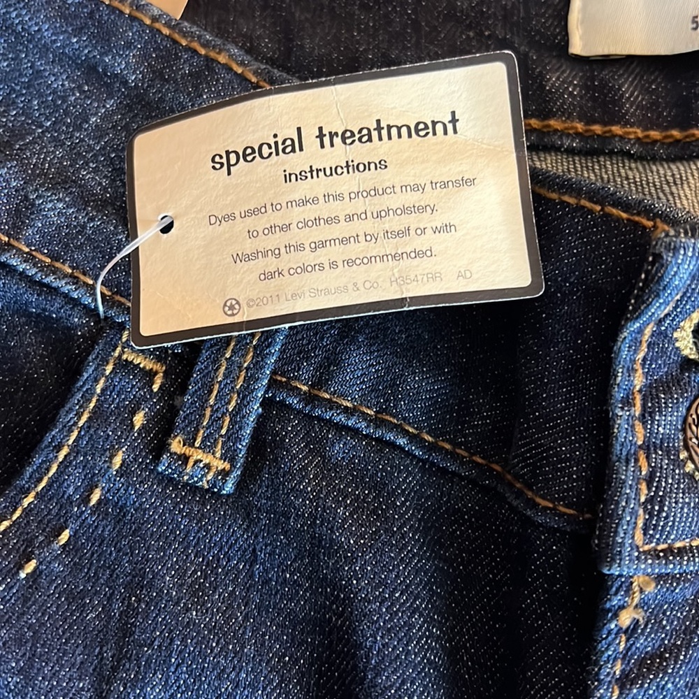 Levi’s Slender Bootcut, tummy slimming panel, Size 10 medium - Picture 3 of 15